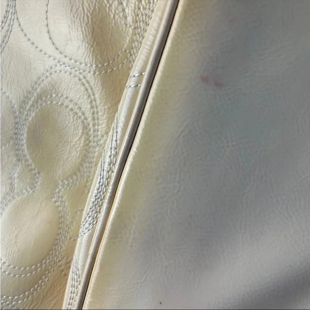yellow coach purse- as is - Picture 5 of 12